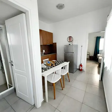 福利亚公寓 * 费拉